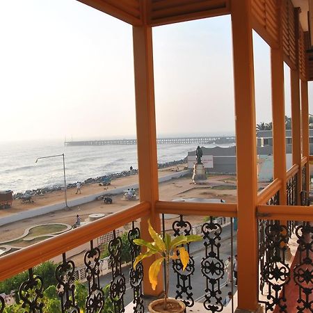Cours Chabrol Hotel Pondicherry Exterior photo